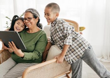تمكين جميع المجتمعات في أونتاريو من شبكة إنترنت عالية السرعة