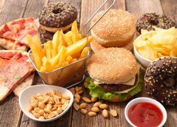 الأكل العاطفي .. ماهيته وسبل مواجهته